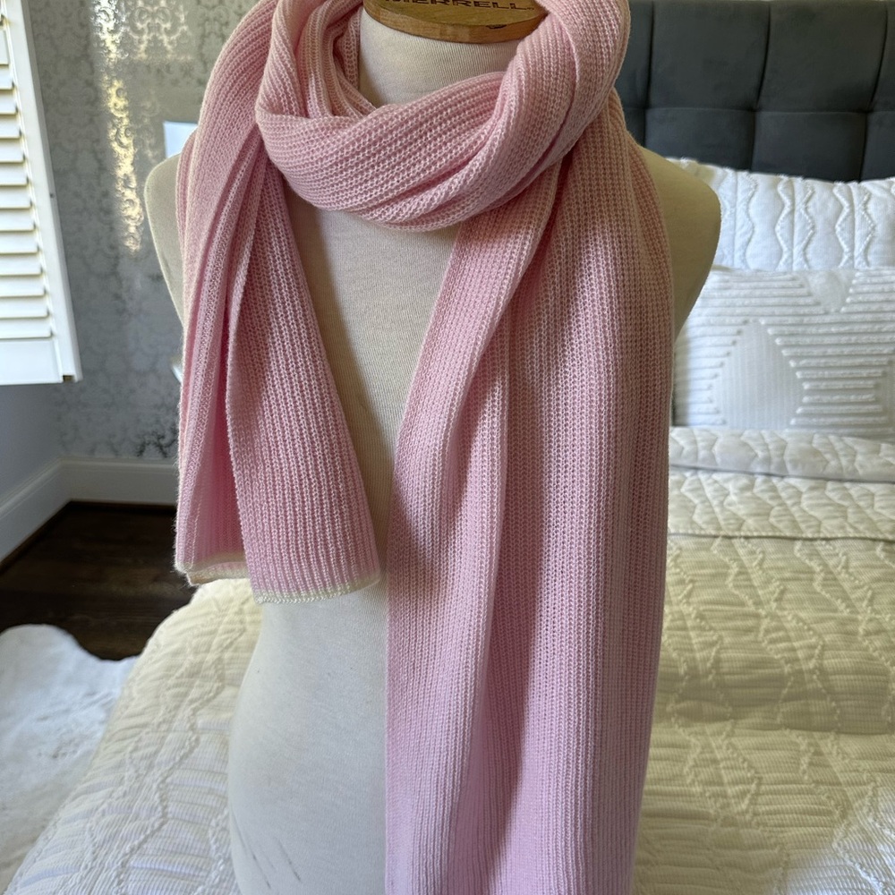 J. McLaughlin Blush Pink Knit Scarf